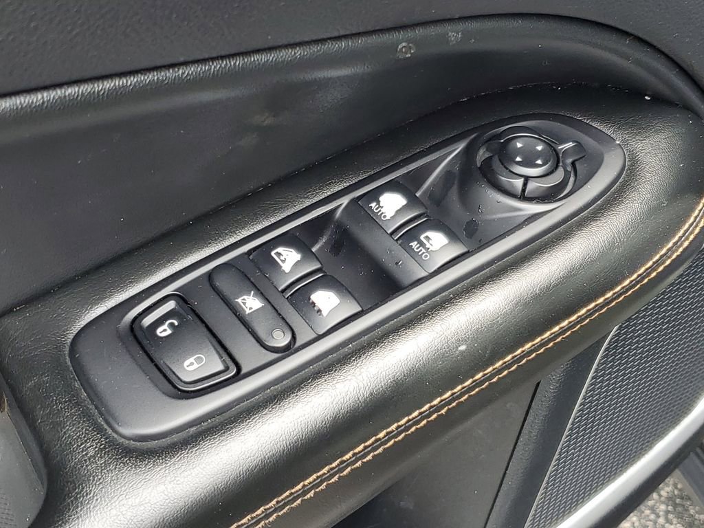 Used 2021 Jeep Compass Limited FWD image 24