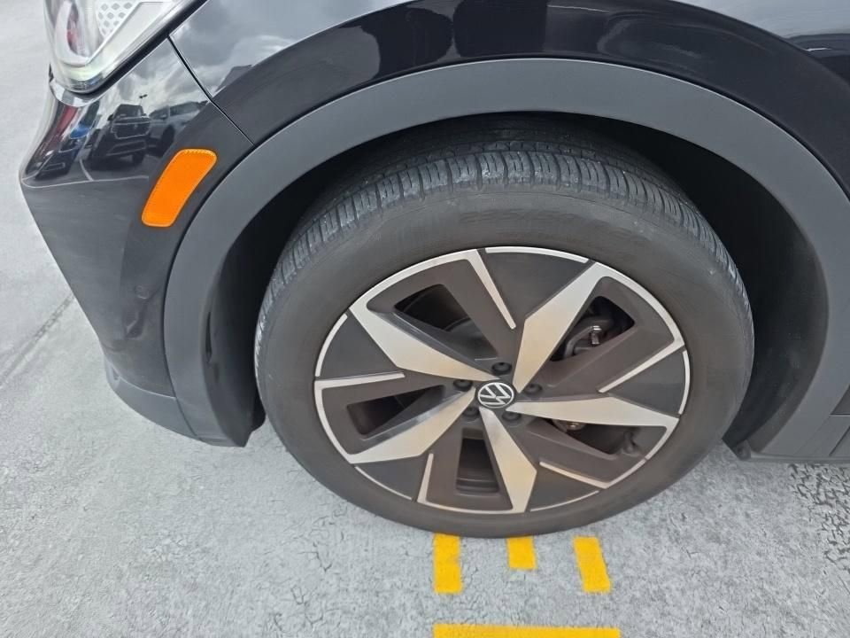 Used 2023 Volkswagen ID.4 Pro S image 9