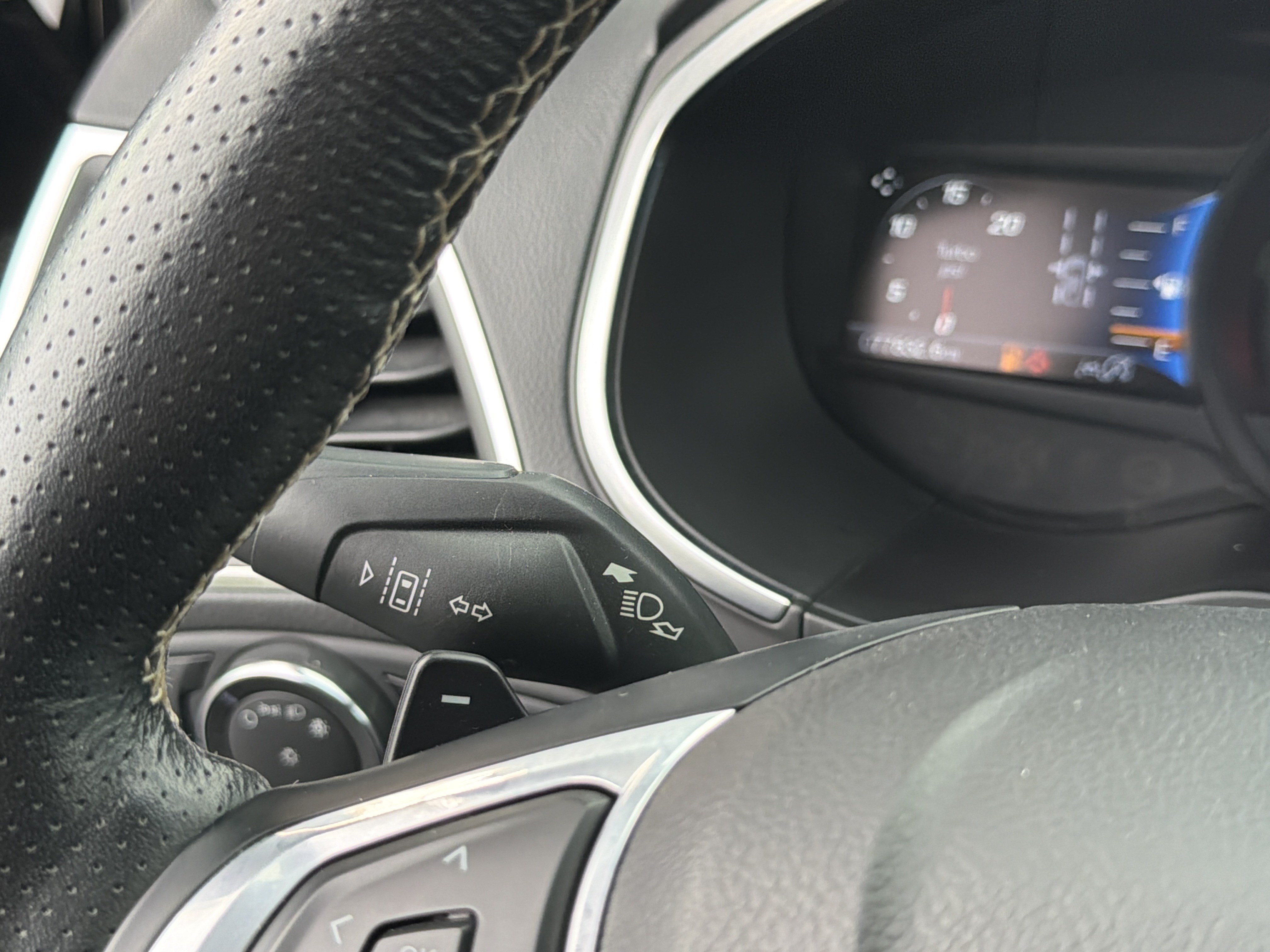 Used 2020 Ford Edge ST w/ Equipment Group 401A AWD/4WD image 30