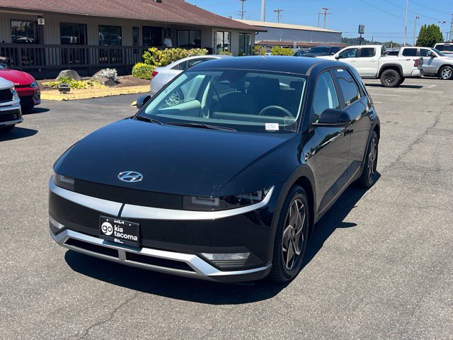 Used 2024 Hyundai Ioniq 5 SE AWD/4WD image 3