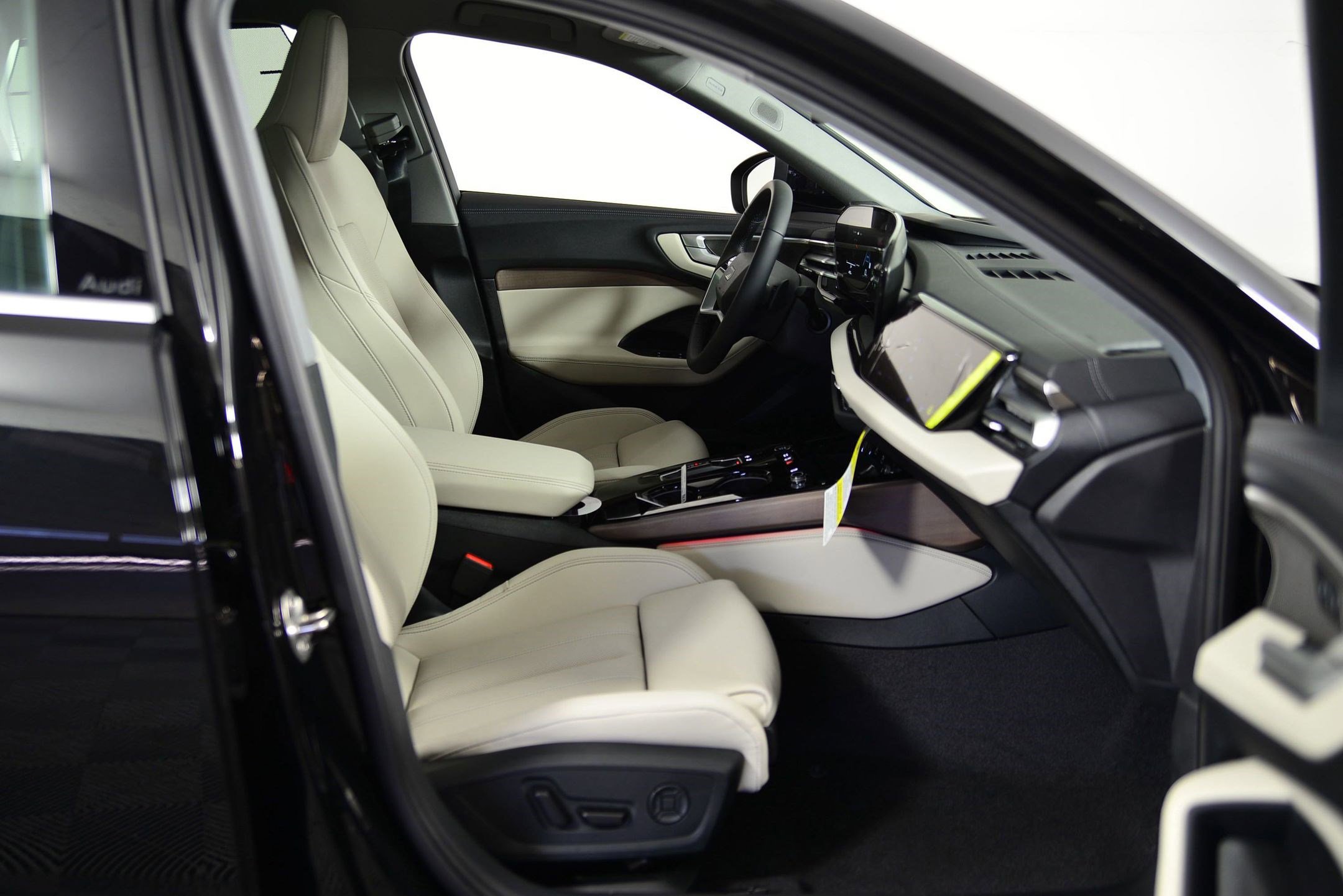 New 2025 Audi A5 2.0T Prestige image 19