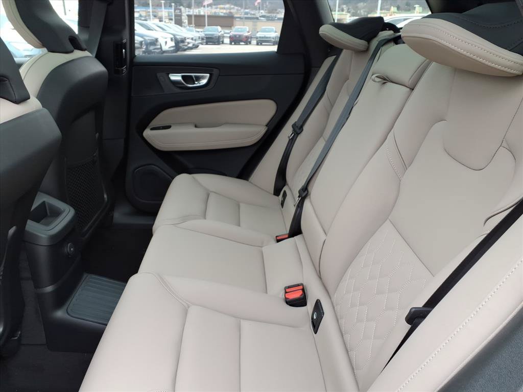 New 2026 Volvo XC60 T8 Plus w/ Protection Package Premier AWD/4WD image 6