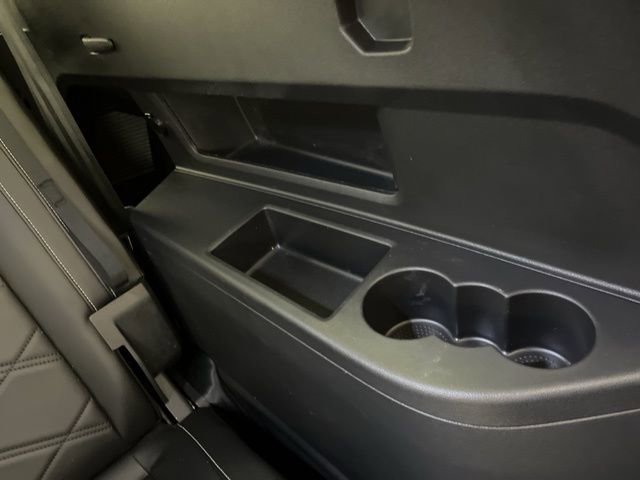 Used 2024 Volkswagen Atlas SE w/ Black Wheel Package image 49