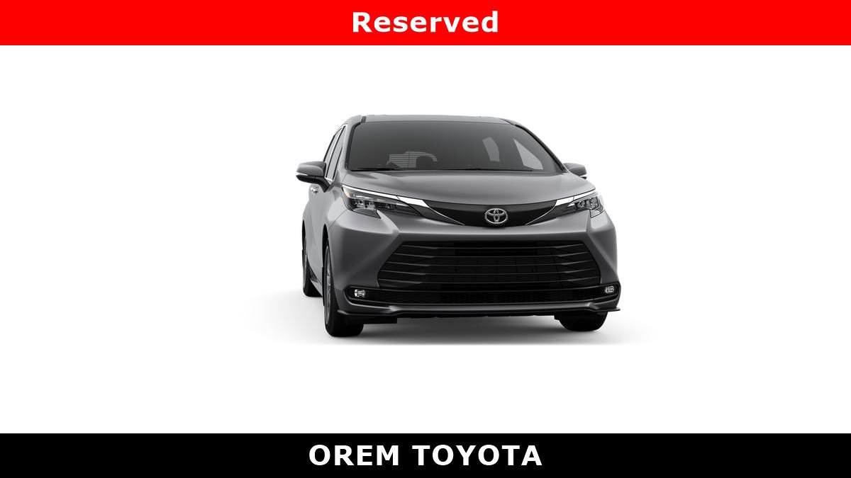 New 2026 Toyota Sienna XLE image 7
