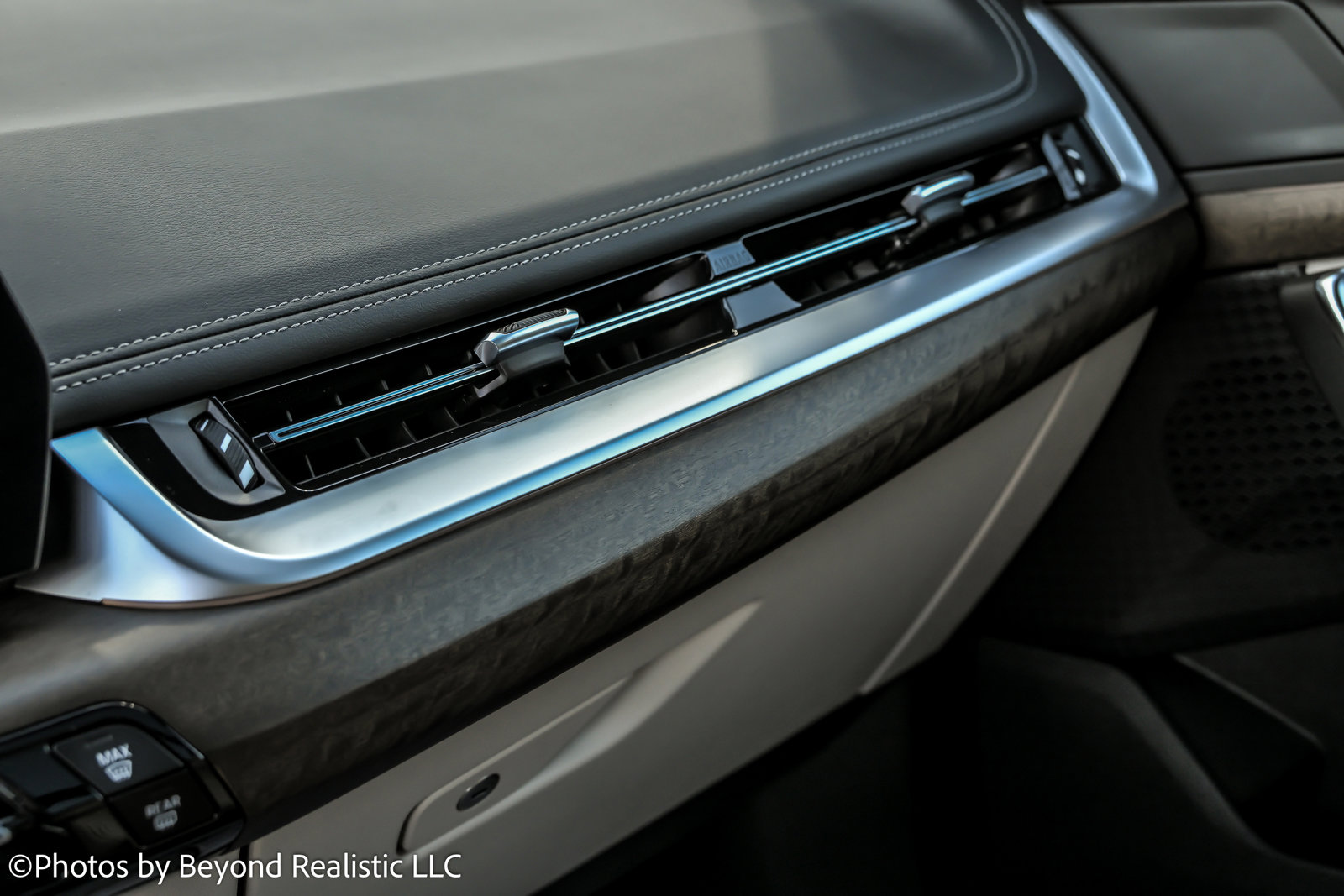 Used 2025 BMW X1 xDrive28i w/ Convenience Package image 44