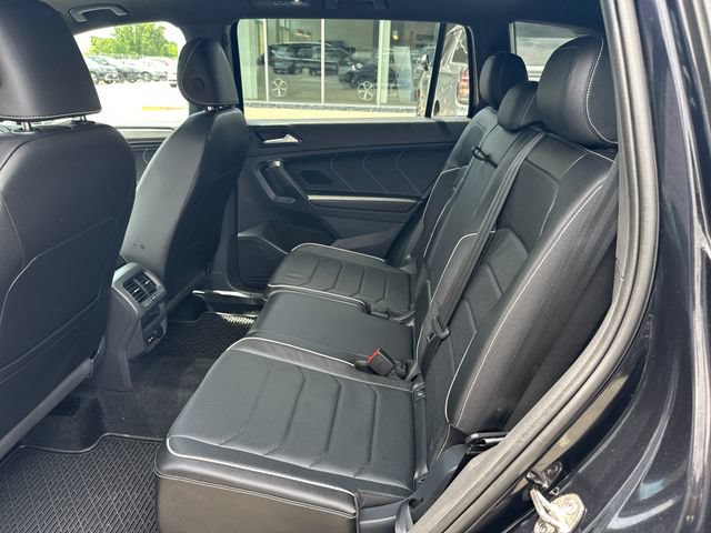 Certified 2023 Volkswagen Tiguan SEL R-Line AWD/4WD image 34