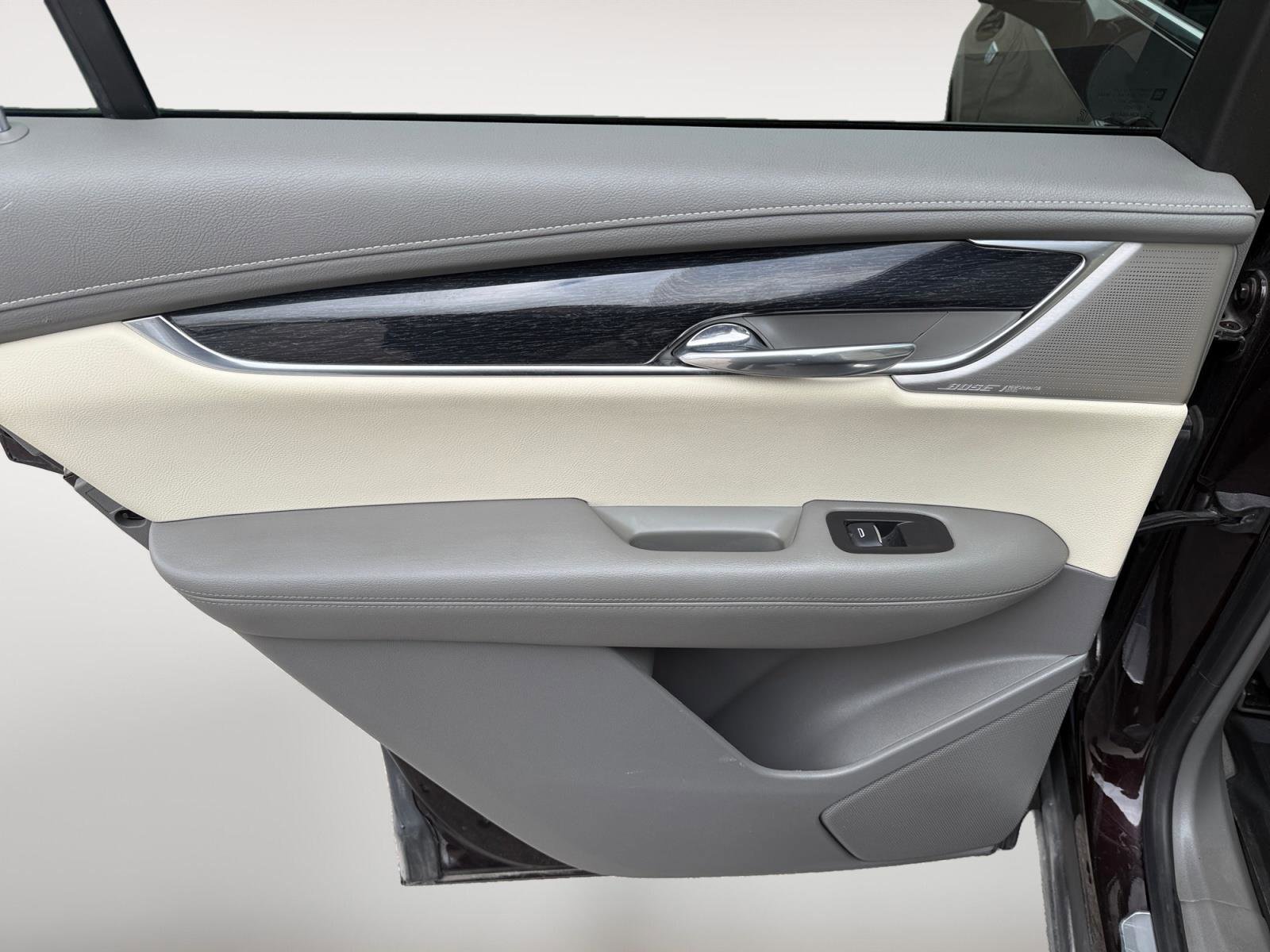 Used 2021 Cadillac XT6 Premium Luxury image 20