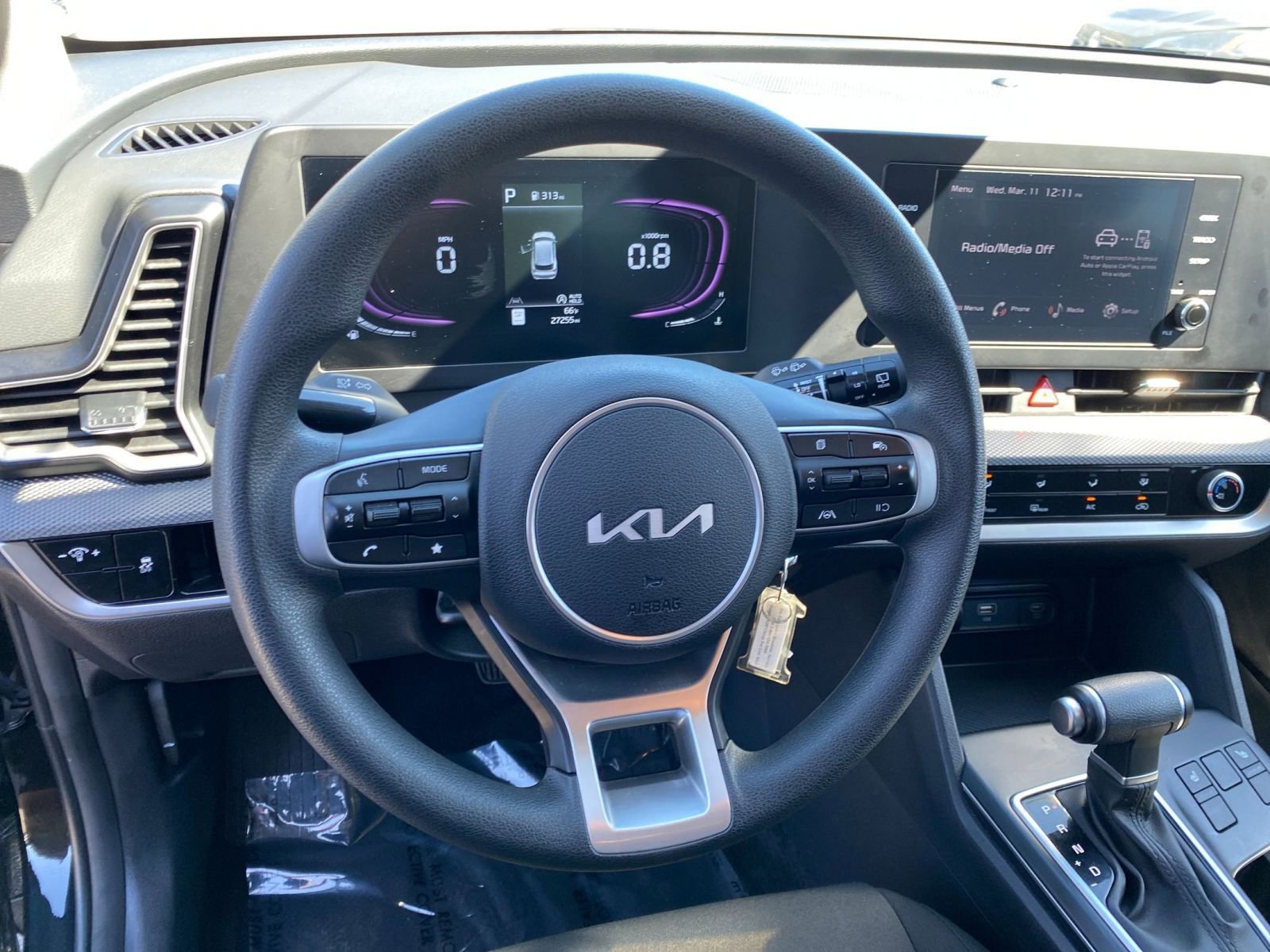 Used 2025 Kia Sportage LX image 27