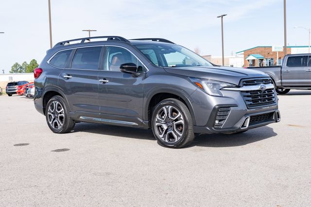 Used 2024 Subaru Ascent Touring image 8
