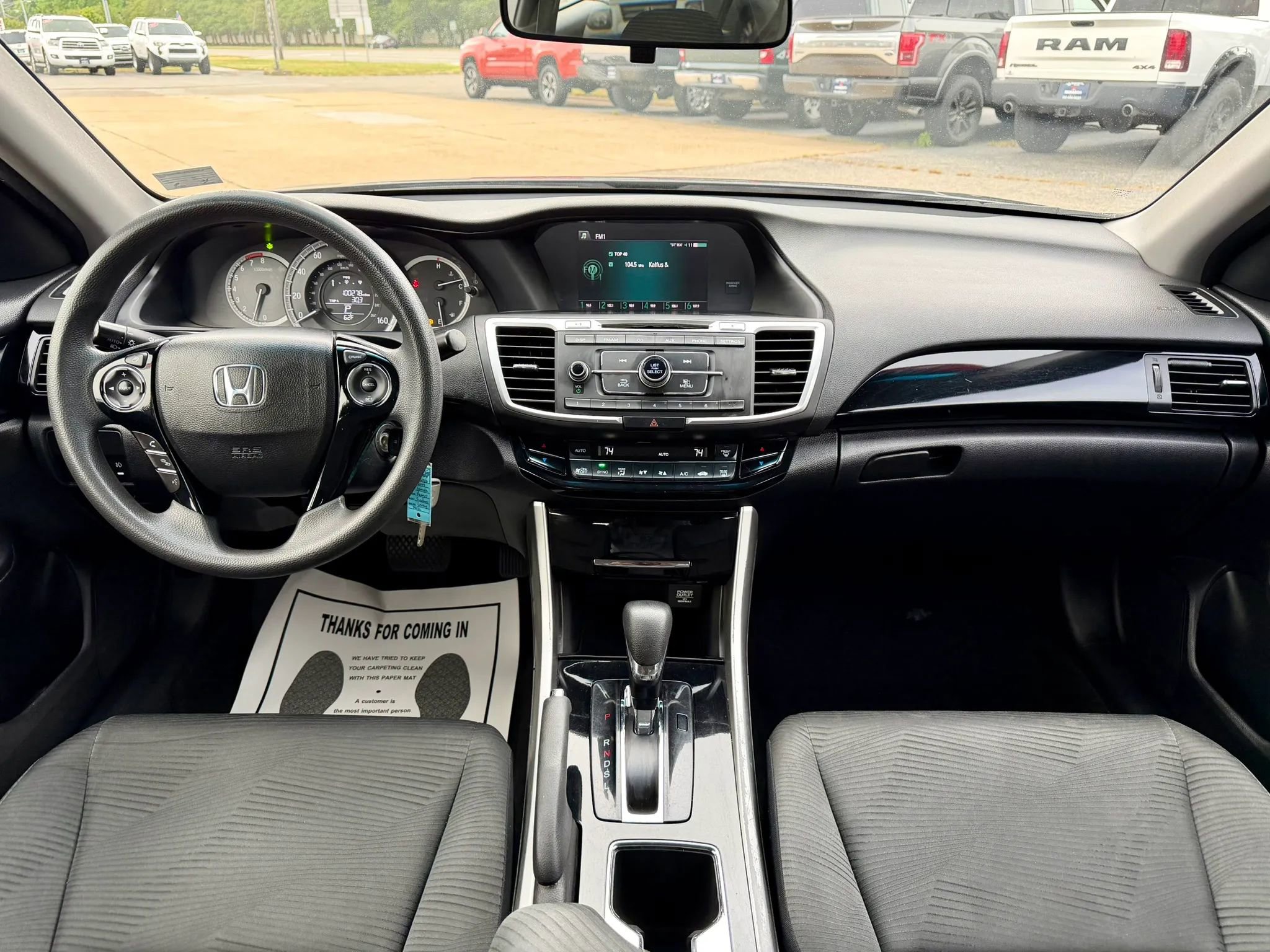 Used 2017 Honda Accord LX image 12
