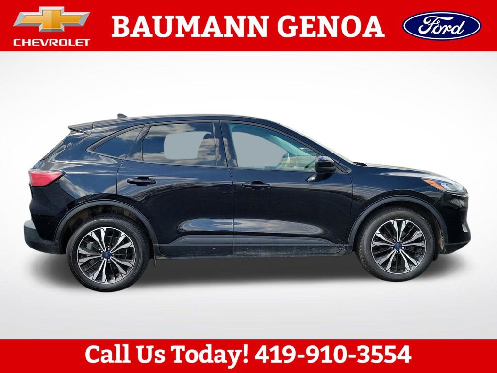 Used 2022 Ford Escape SE w/ SE Sport Appearance Package AWD/4WD image 4