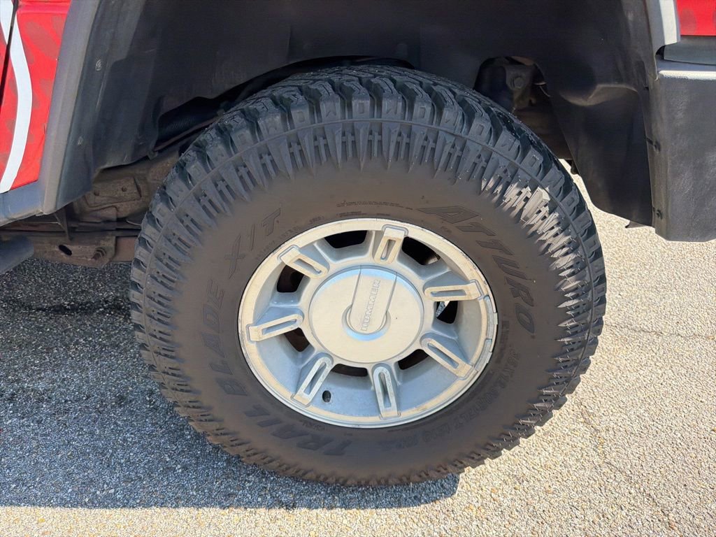 Used 2004 HUMMER H2 w/ Preferred Equipment Group AWD/4WD image 6