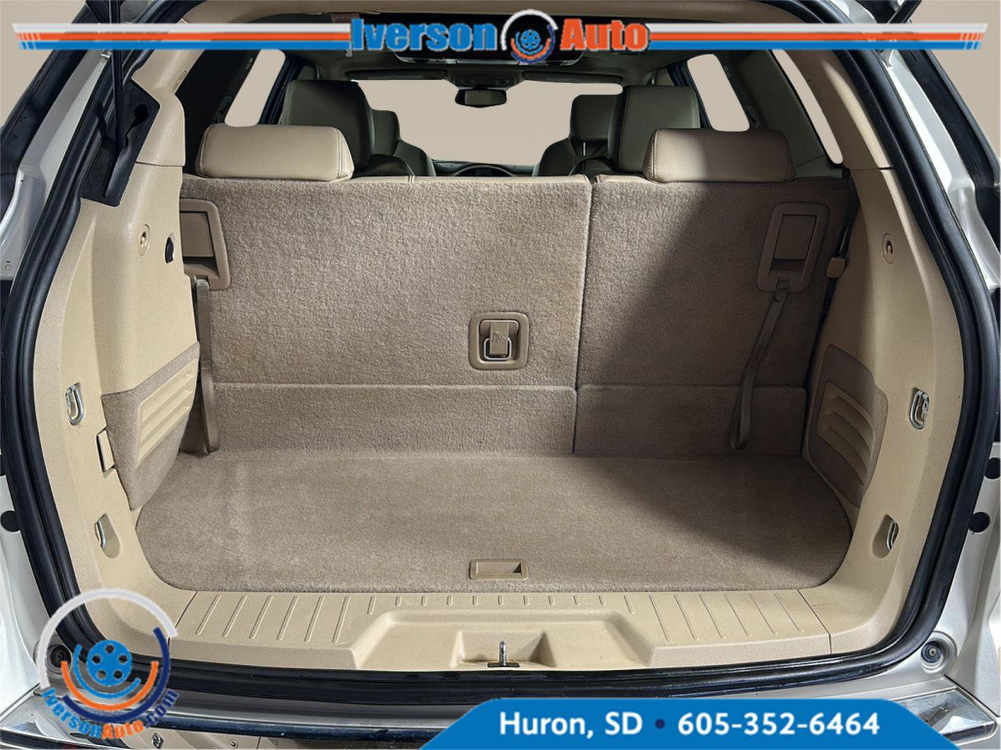 Used 2011 Buick Enclave CXL w/ Trailering Provision Package AWD/4WD image 8