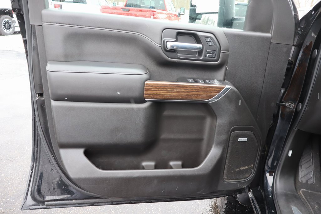 Used 2022 Chevrolet Silverado 3500 High Country w/ Safety Package II image 24