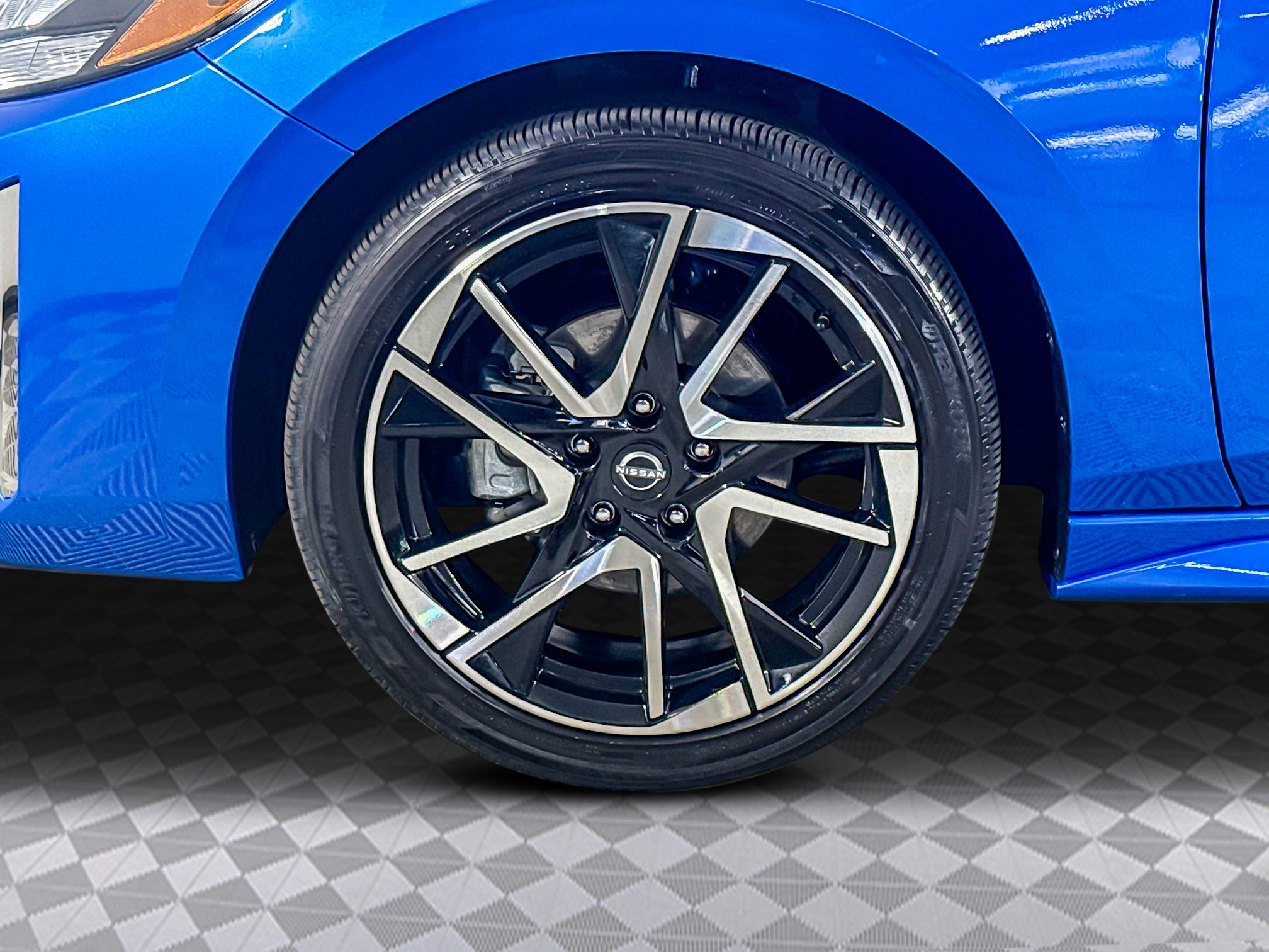 Used 2025 Nissan Sentra SR image 33