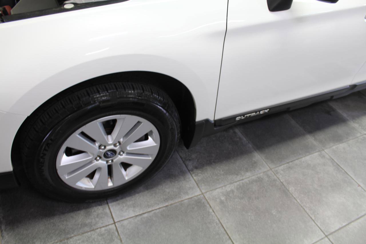 Used 2017 Subaru Outback 2.5i Premium AWD/4WD image 31