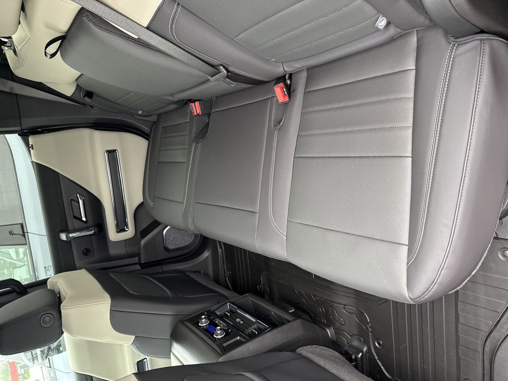 New 2026 GMC Hummer EV 4x4 Crew Cab image 24