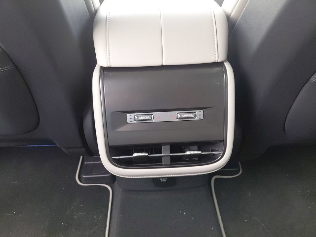 New 2026 Lincoln Nautilus Reserve w/ Jet Appearance Package AWD/4WD image 29