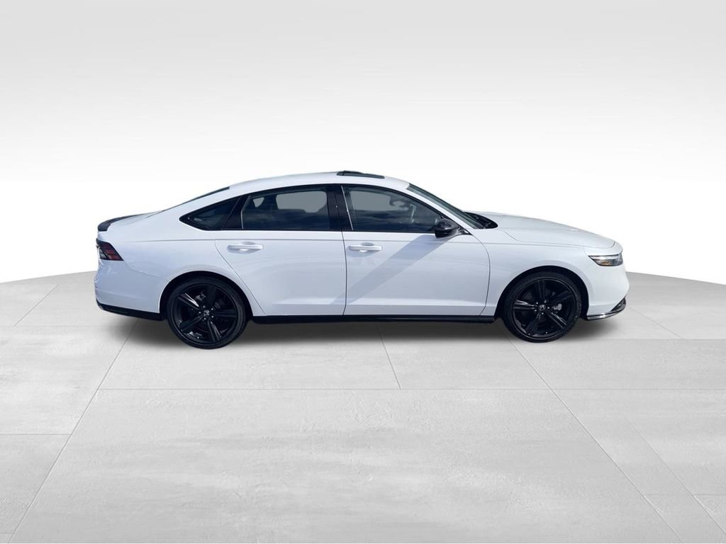 Used 2025 Honda Accord Sport image 23