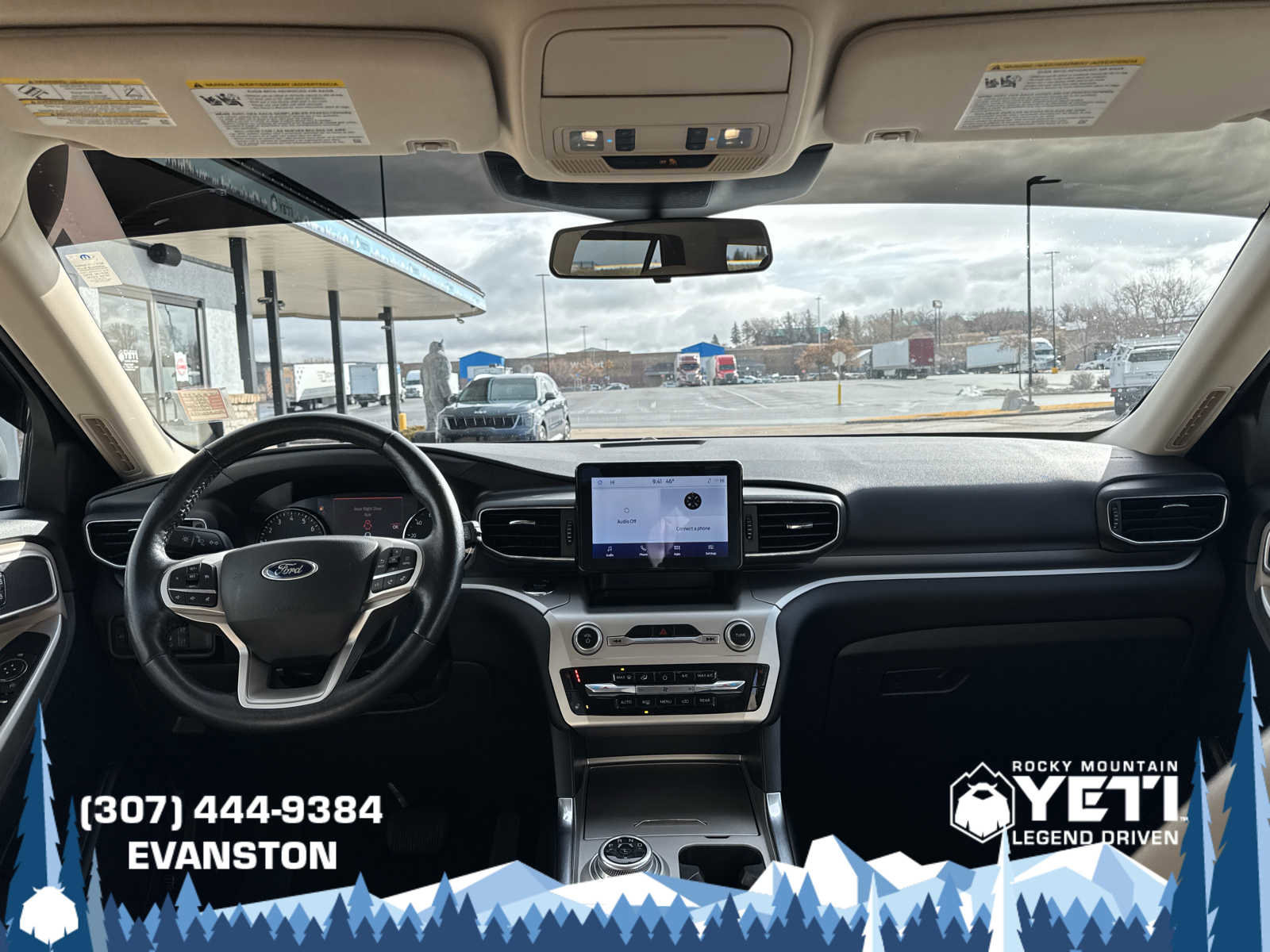 Used 2022 Ford Explorer XLT w/ Equipment Group 202A image 18