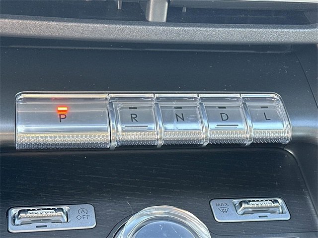 Used 2024 Lincoln Nautilus Reserve w/ Equipment Group 202A image 16