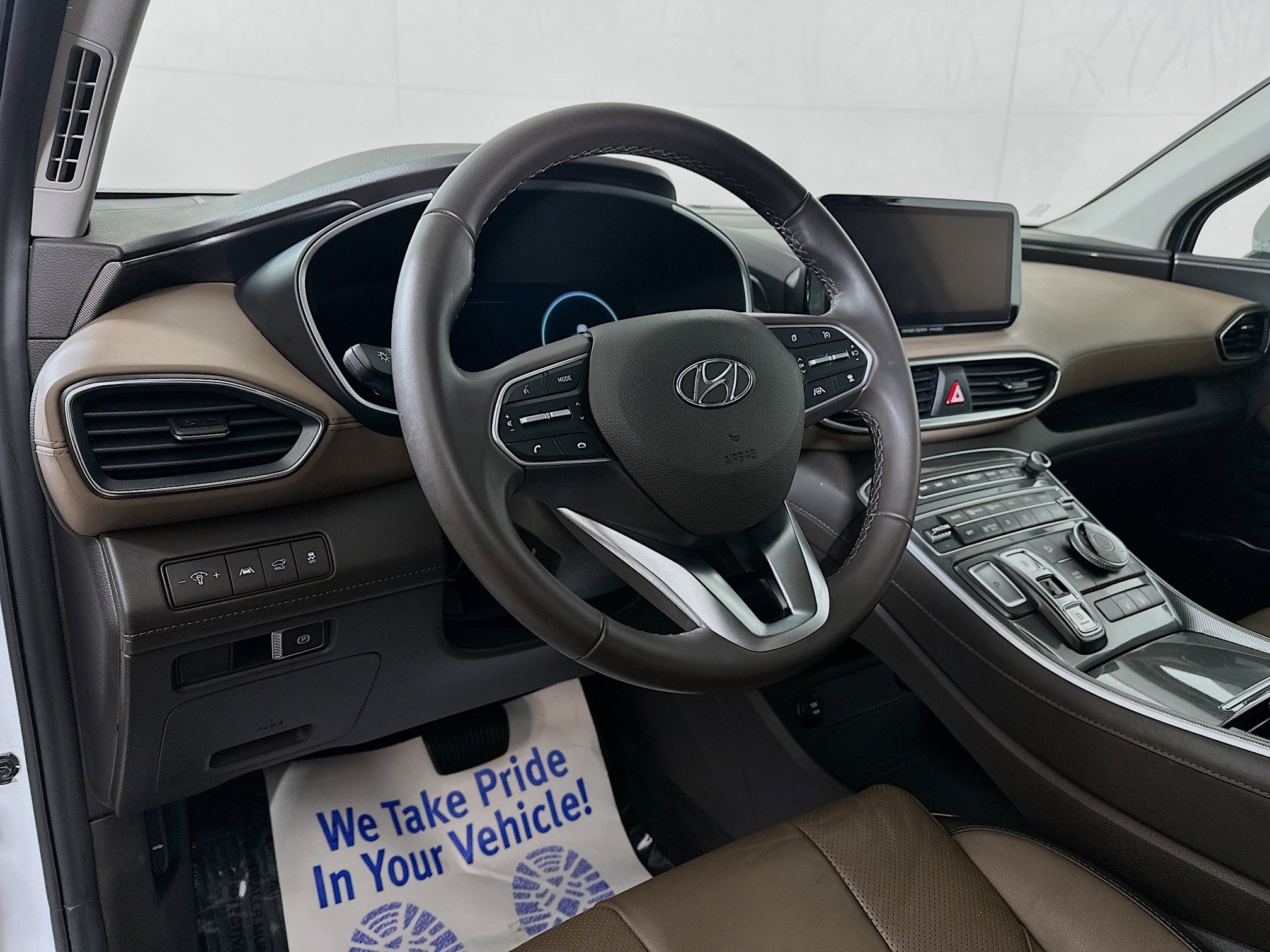 Used 2022 Hyundai Santa Fe SEL Premium w/ Cargo Package image 9