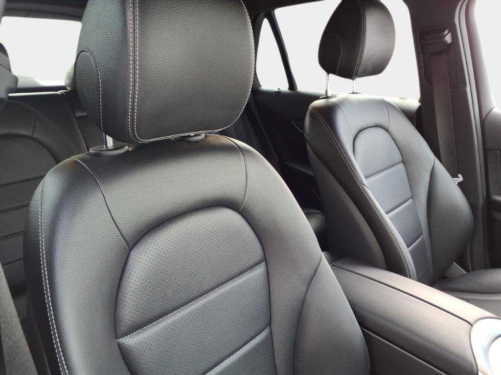 Used 2022 Mercedes-Benz GLC 300 4MATIC image 16