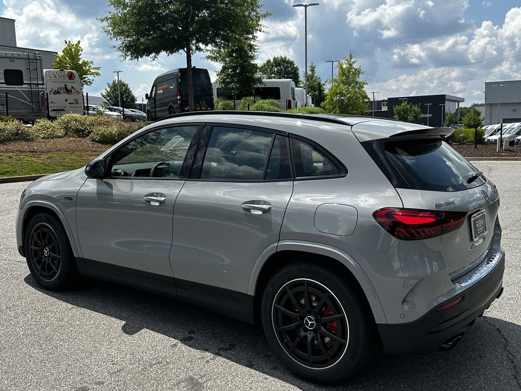 New 2026 Mercedes-Benz GLA 35 AMG 4MATIC image 6