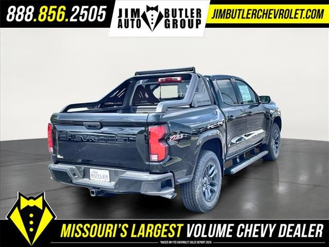 New 2025 Chevrolet Colorado Z71 w/ Midnight Edition AWD/4WD image 16