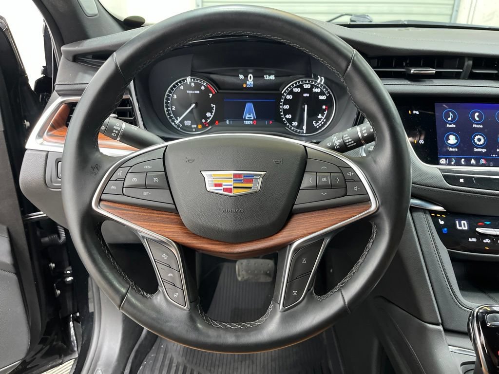Used 2025 Cadillac XT5 Premium Luxury w/ LPO, Floor Liner Package FWD image 18