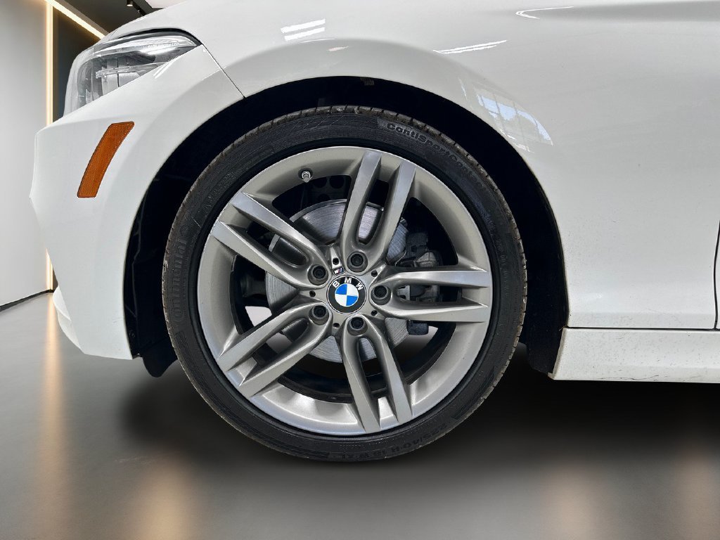 Used 2018 BMW 230i Convertible RWD image 10