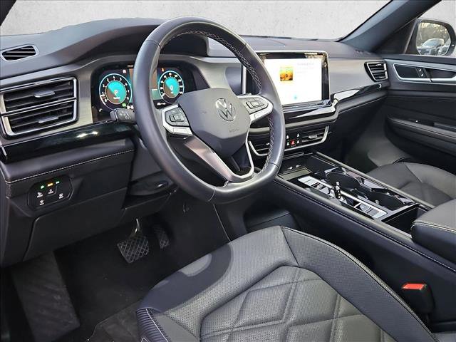 Used 2025 Volkswagen Atlas Cross Sport SE image 10