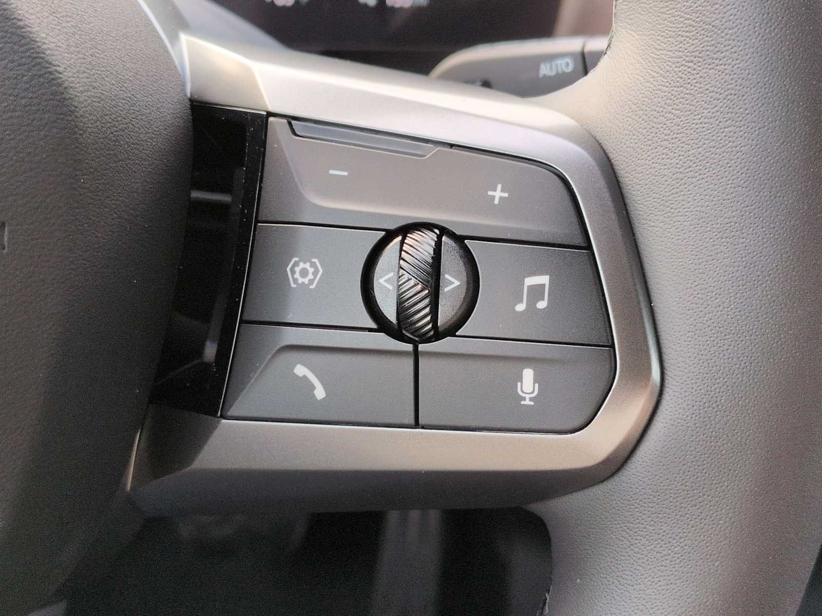New 2026 BMW iX xDrive45 AWD/4WD image 24