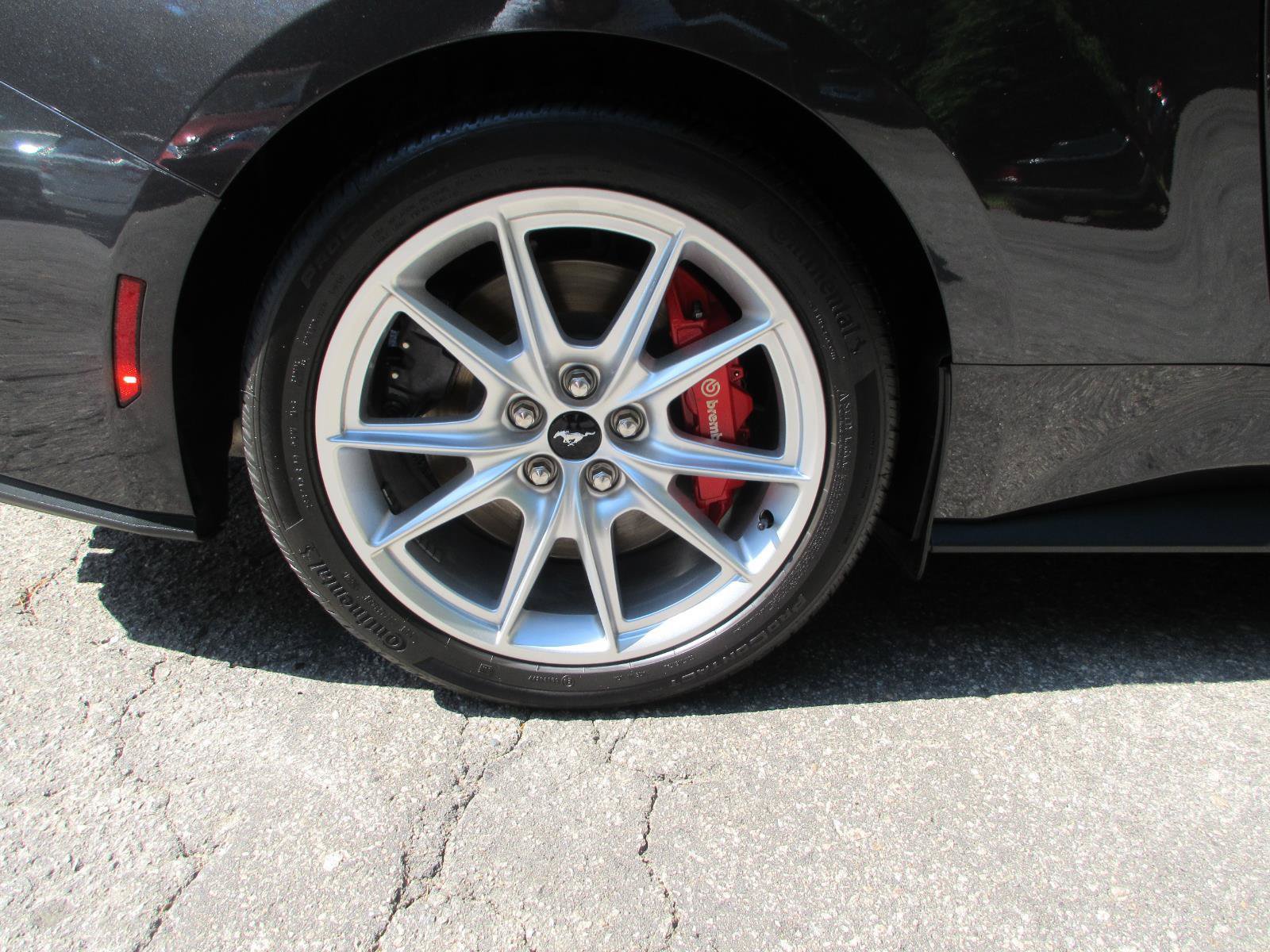Used 2024 Ford Mustang GT Premium RWD image 27