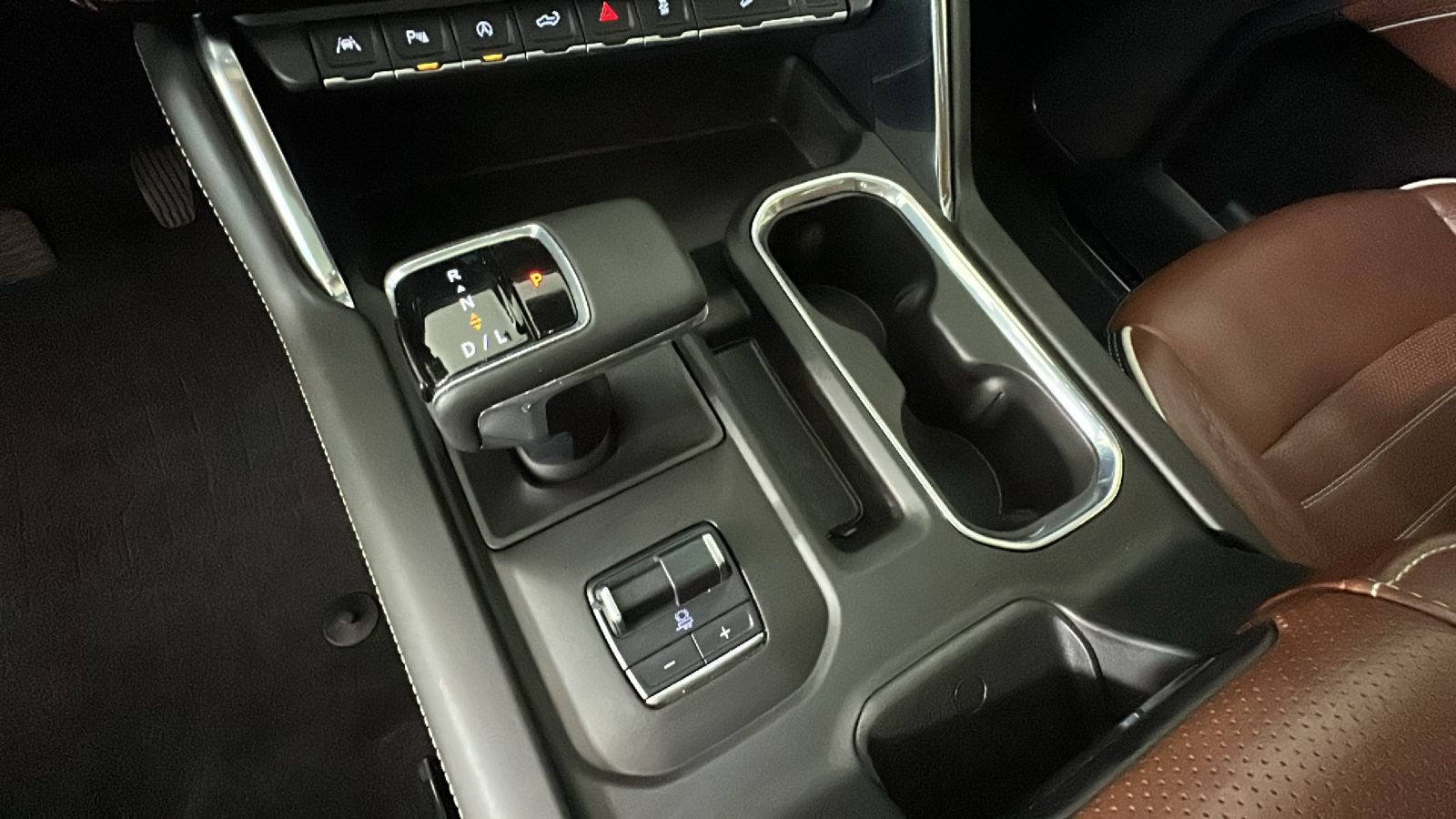 Used 2025 GMC Sierra 1500 Denali Ultimate AWD/4WD image 26