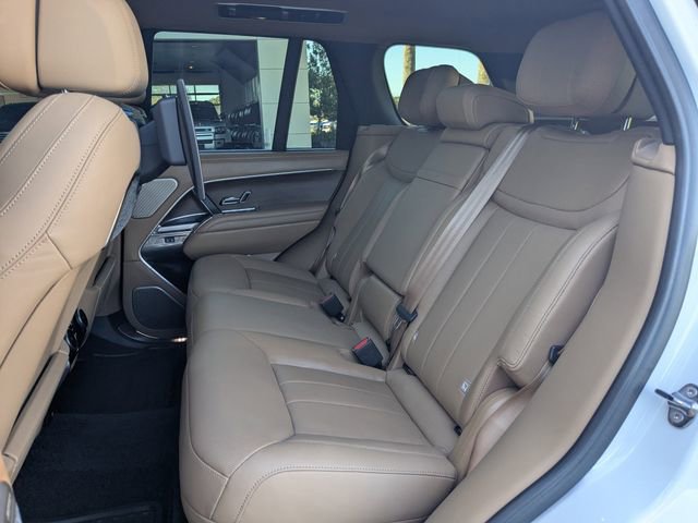 Used 2024 Land Rover Range Rover Autobiography AWD/4WD image 13