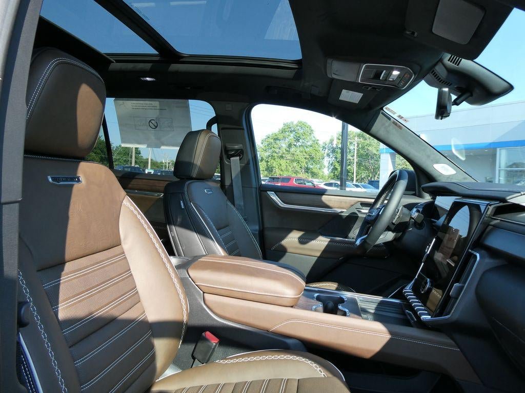 New 2026 GMC Acadia Denali Ultimate AWD/4WD image 9