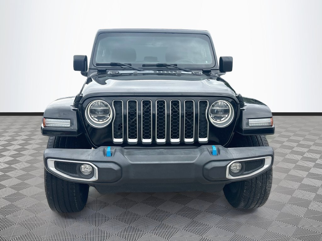Certified 2022 Jeep Wrangler Unlimited Sahara AWD/4WD image 2