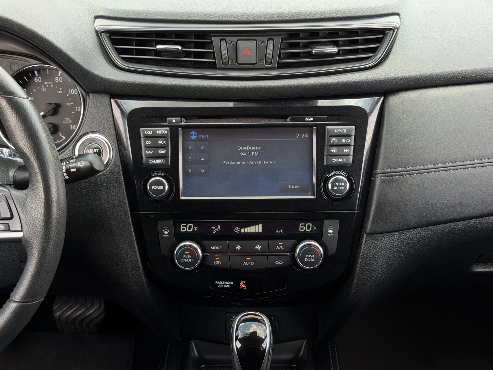 Used 2017 Nissan Rogue SL w/ SL Premium Package FWD image 18