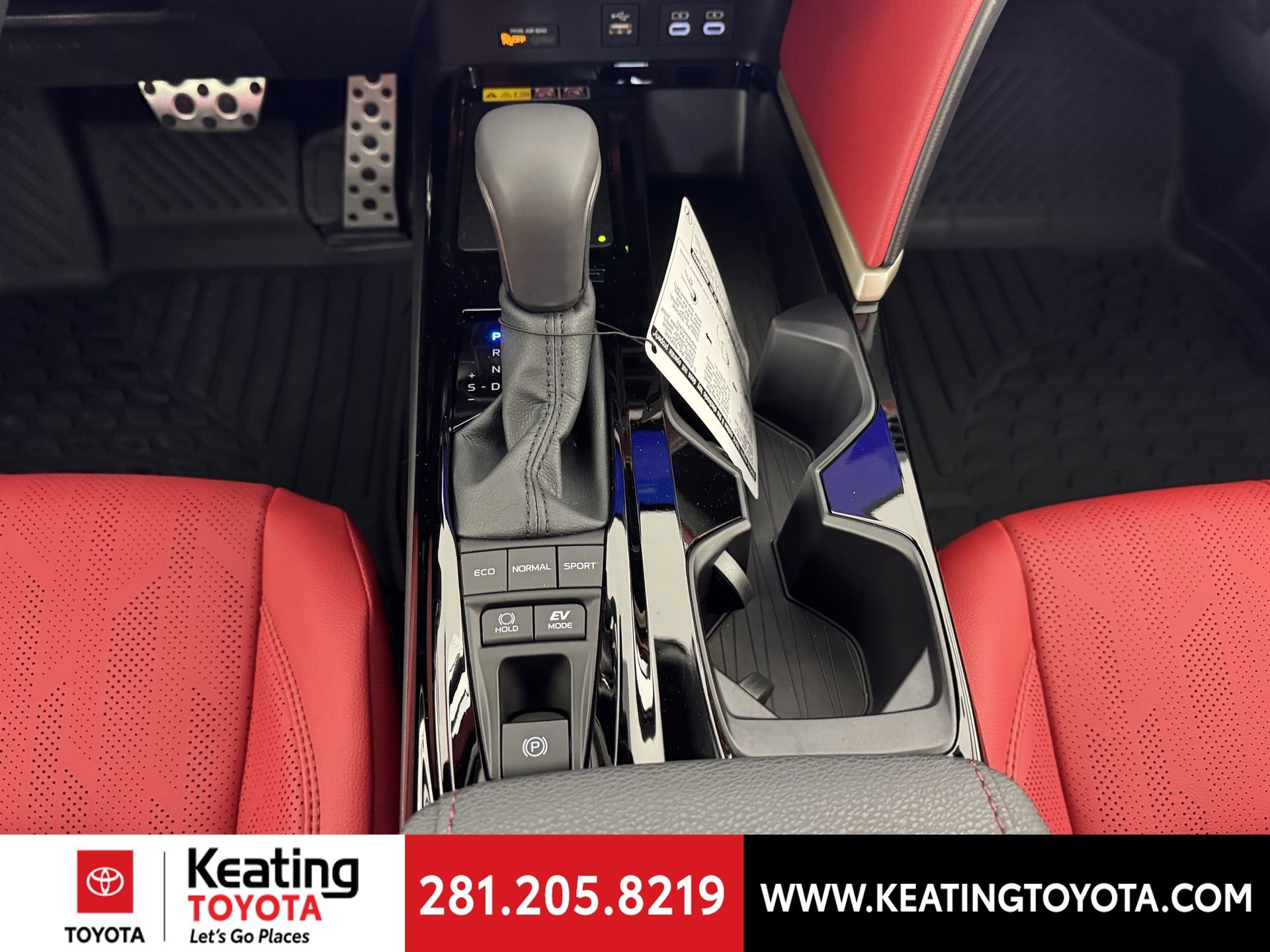 Used 2026 Toyota Camry XSE FWD image 9