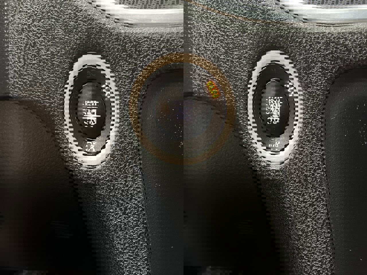 Used 2017 Dodge Charger SXT image 20