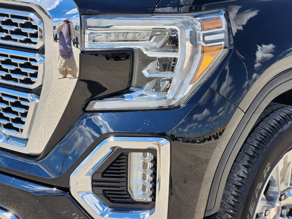 Used 2020 GMC Sierra 1500 Denali w/ Driver Alert Package II RWD image 9