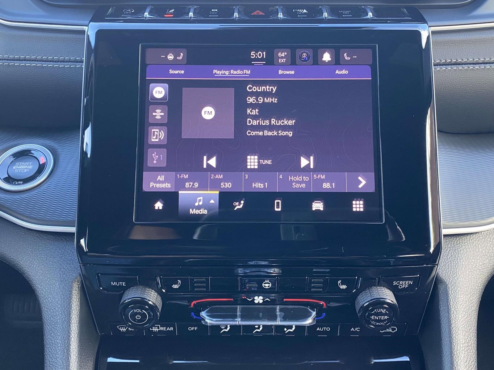 New 2025 Jeep Grand Cherokee Laredo image 27