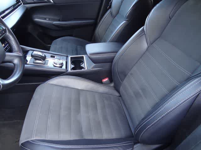 Used 2024 Mitsubishi Outlander SE AWD/4WD image 6