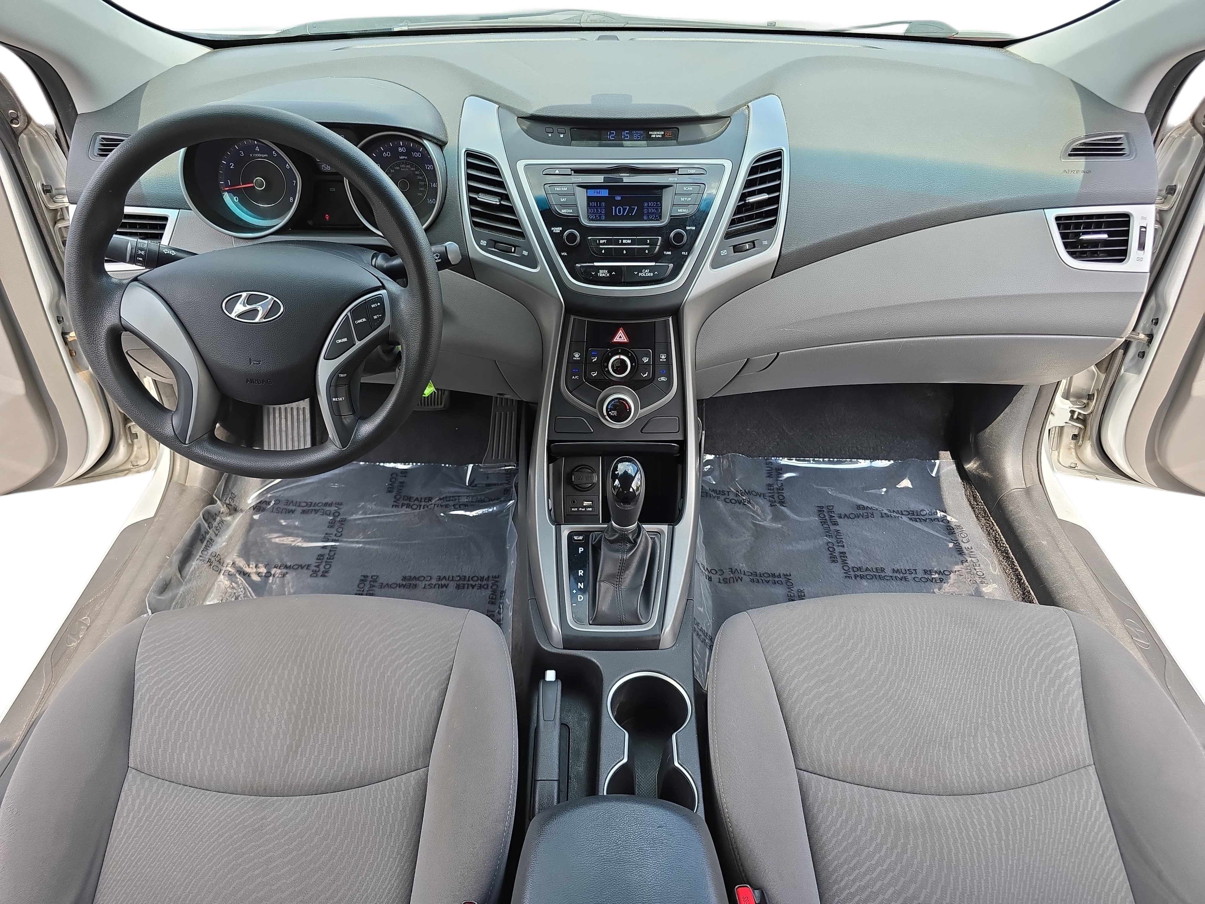 Used 2016 Hyundai Elantra SE FWD image 9