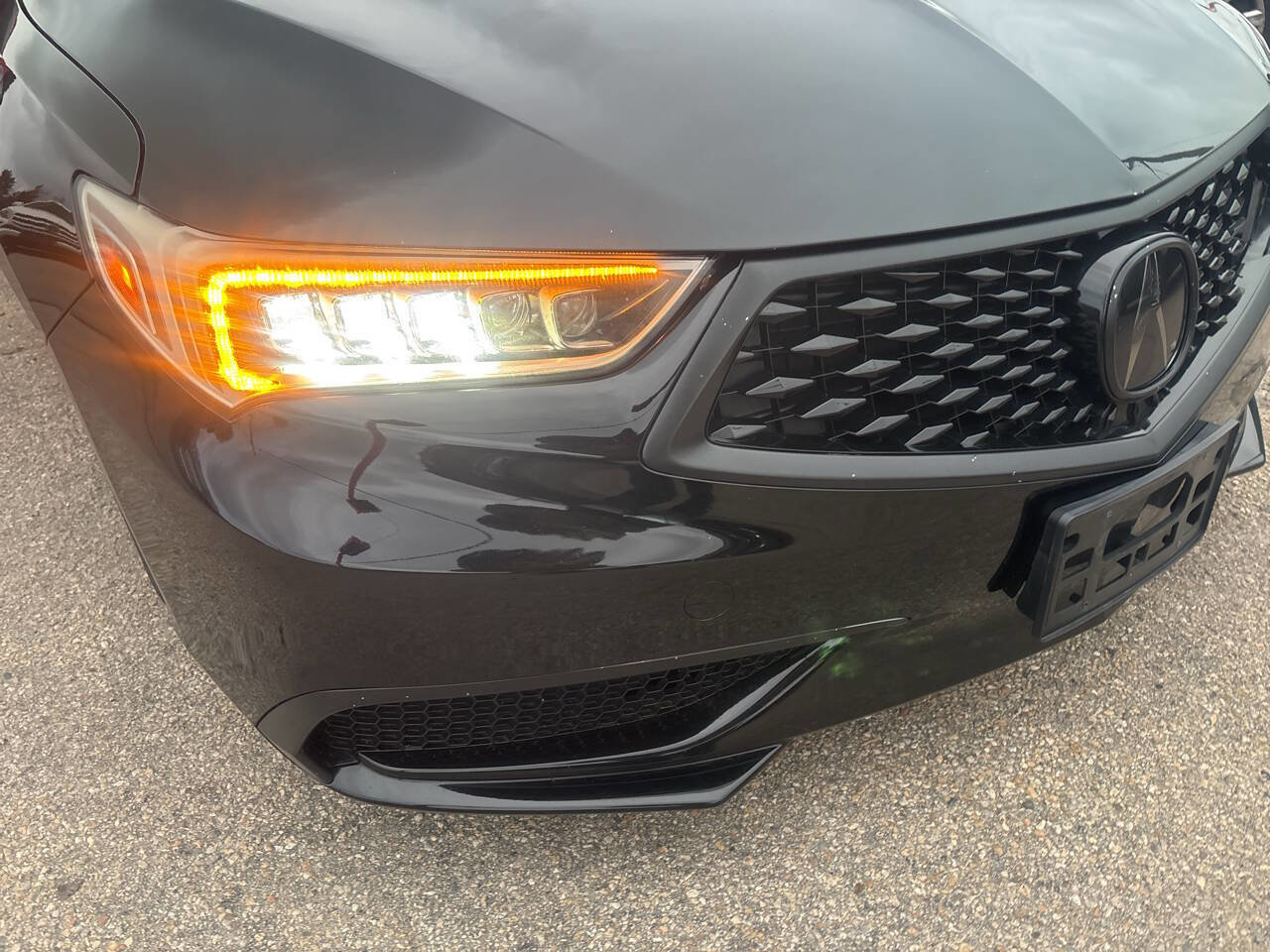 Used 2018 Acura TLX w/ Technology Package FWD image 10