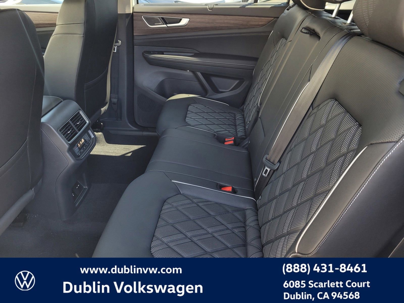 New 2025 Volkswagen Atlas SEL Premium R-Line image 10