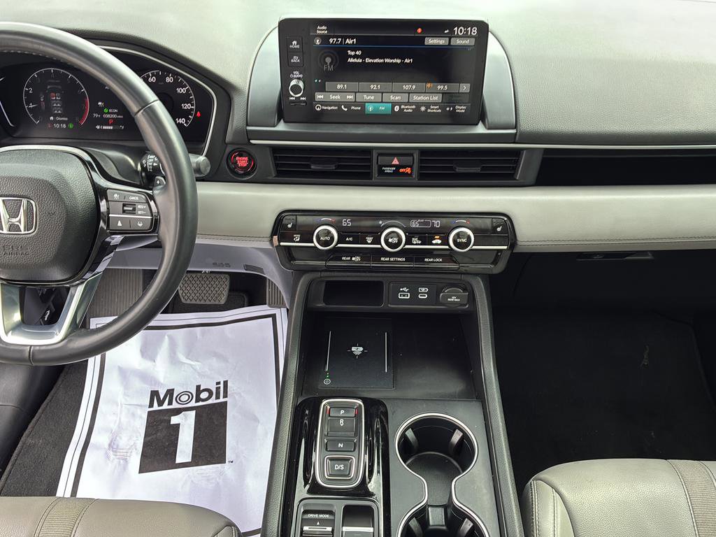 Used 2023 Honda Pilot Touring image 34