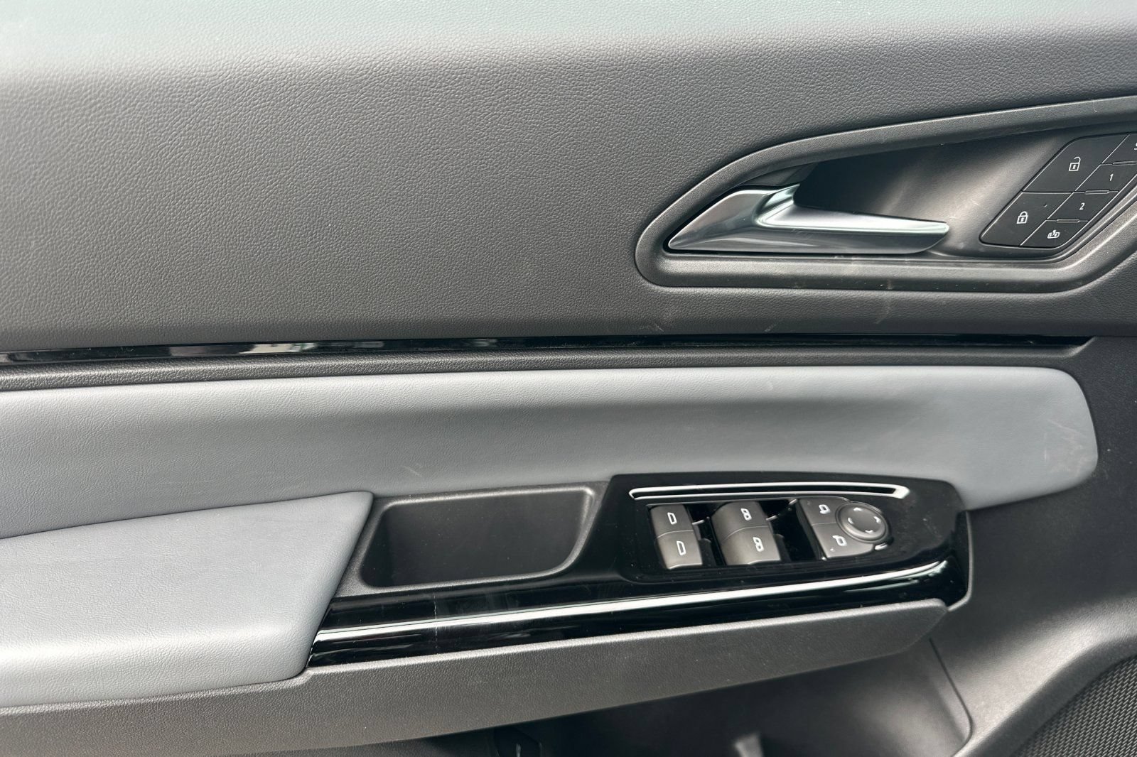 New 2026 Honda Prologue Touring image 11