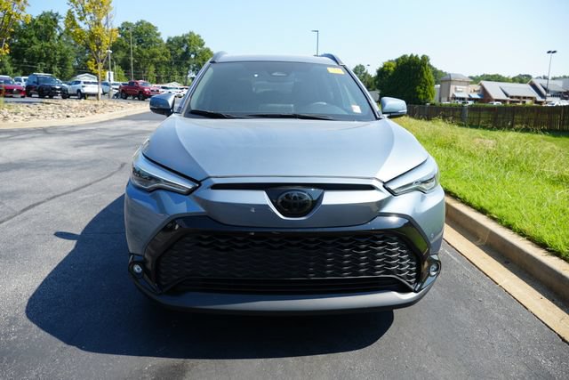 Used 2024 Toyota Corolla Cross AWD Hybrid w/ Convenience Package image 4
